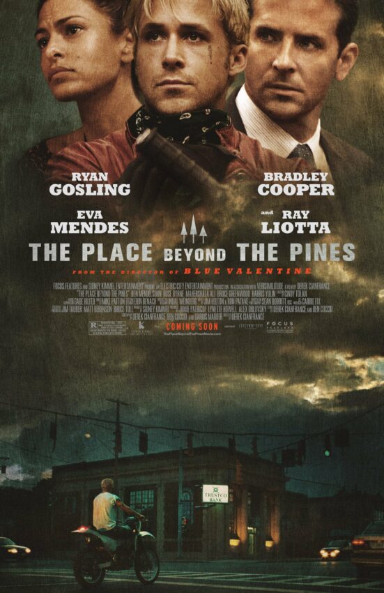 Poster du film The Place Beyond the Pines réalisé par Derek Cianfrance avec Ryan Gosling, Eva Mendes et Bradley Cooper