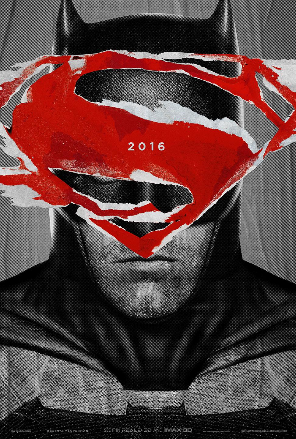 Poster du film Batman V Superman: Dawn Of Justice réalisé par Zack Snyder, sur un scénario de Chris Terrio, avec Henry Cavill, Ben Affleck, Gal Gadot, Jesse Eisenberg, Amy Adams,