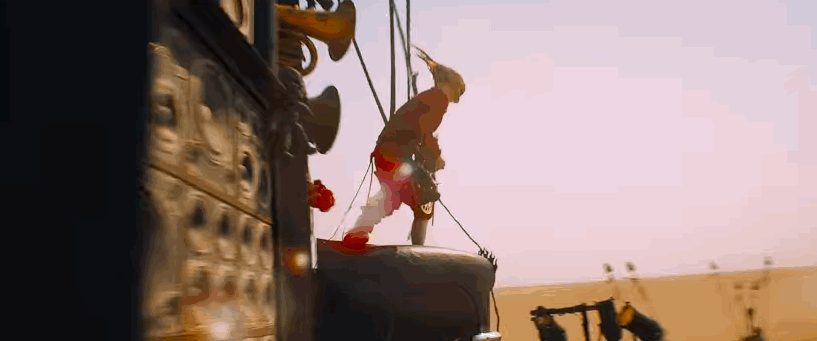 Gif animé de Coma the Doof Warrior pour le film Mad Max: Fury Road
