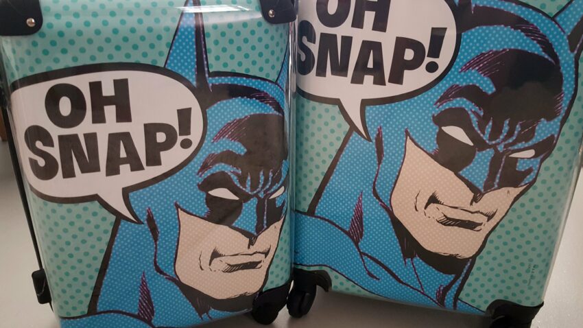 Photo des deux valises Batman Oh Snap d’Ikase.