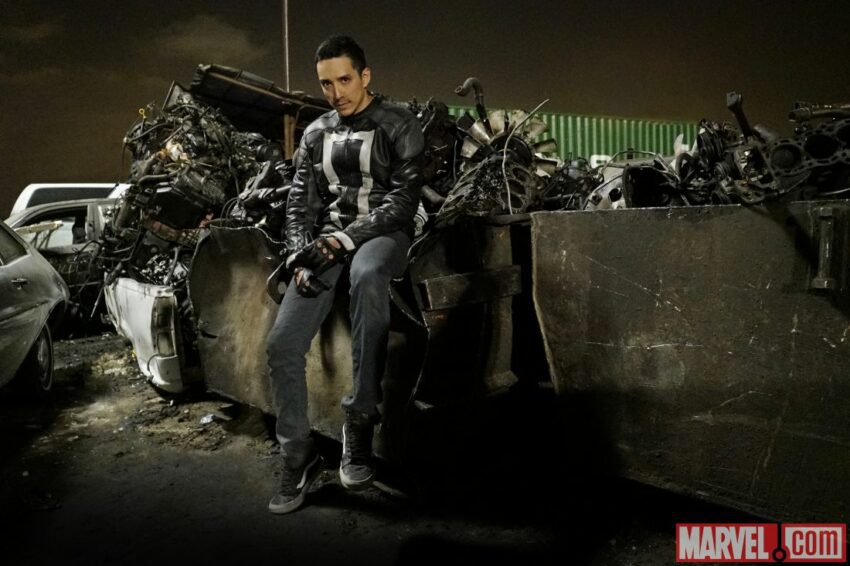 Photo de Gabriel Luna dans le rôle de Robbie Reyes alias Ghost Rider pour la saison 4 d'Agents of SHIELD