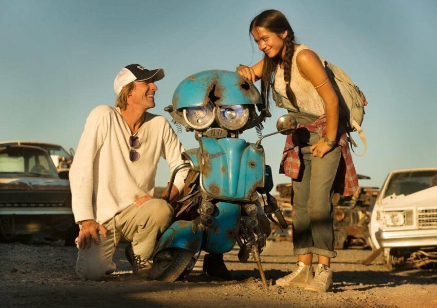 Photo du film Transformers: The Last Knight avec Michael Bay