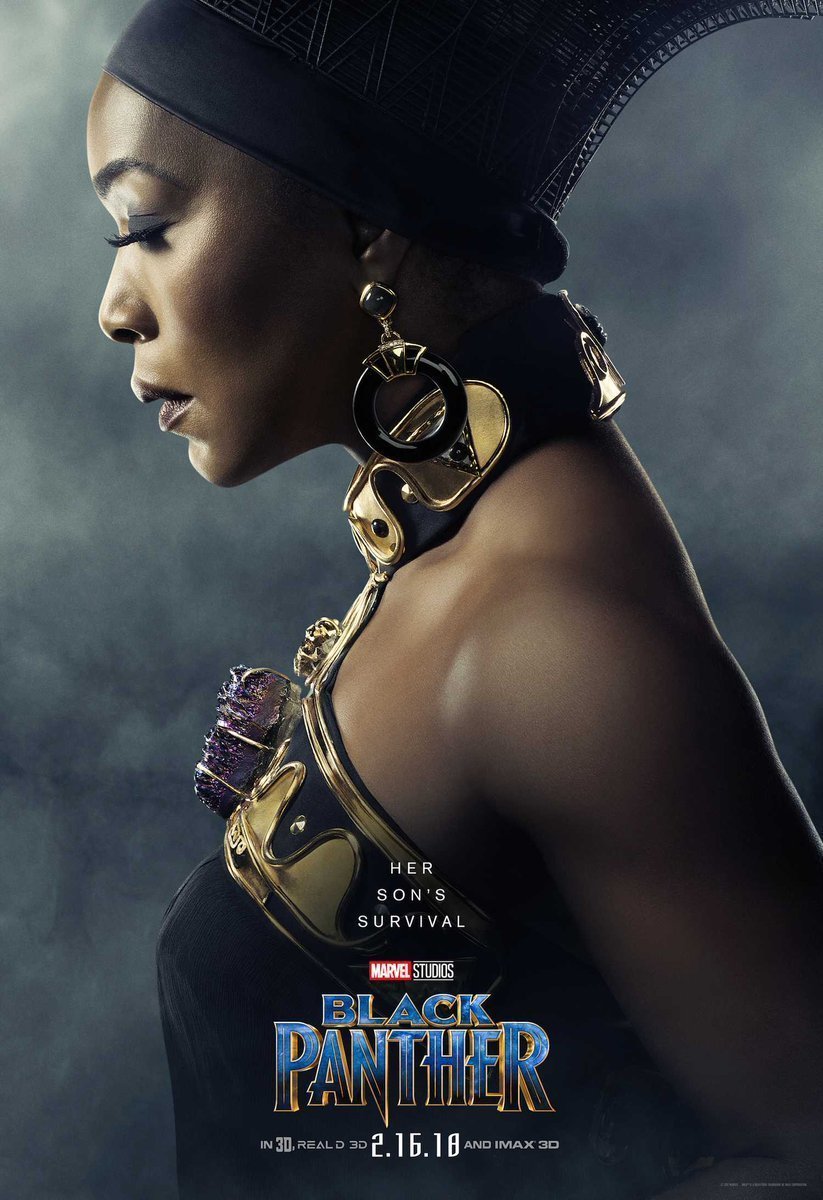 Poster du film Black Panther avec Angela Bassett (Ramonda)