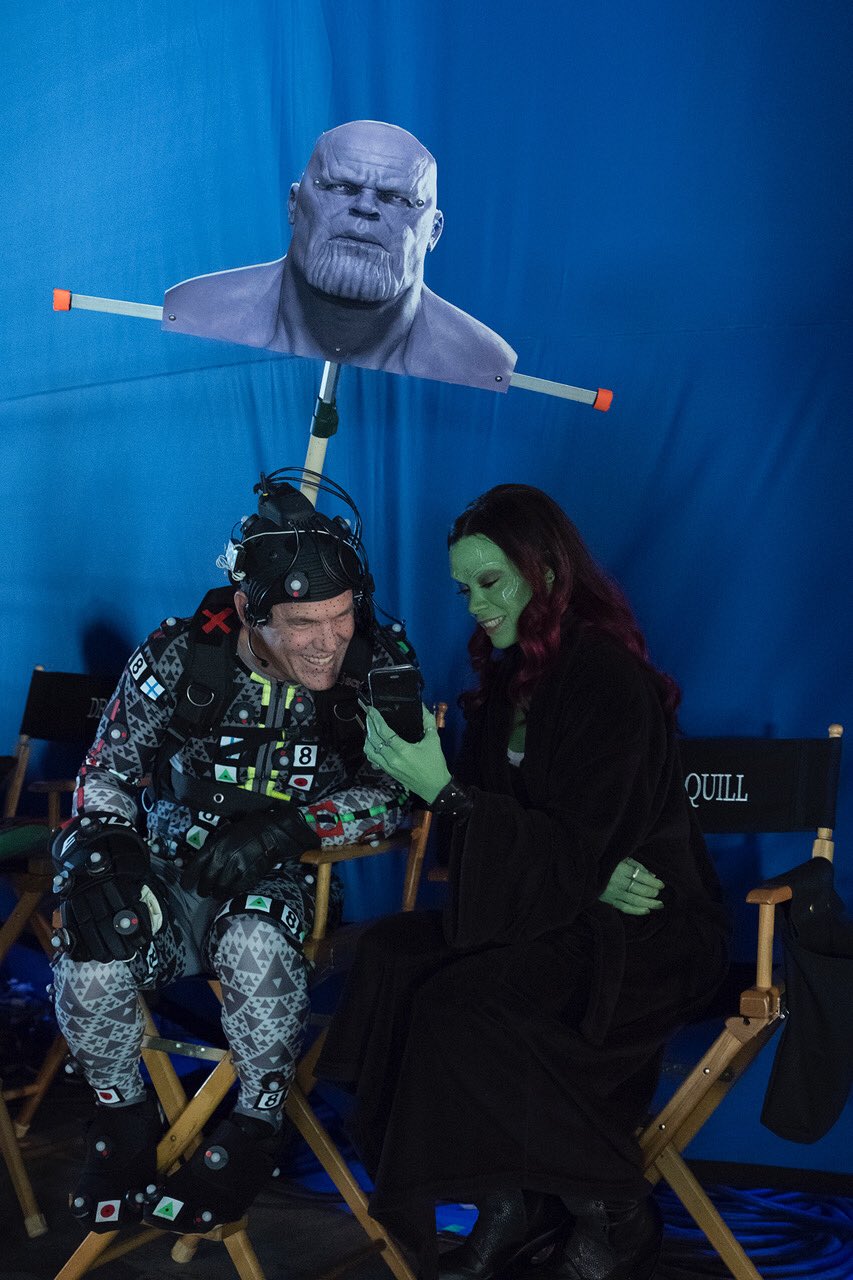 Photo du tournage du film Avengers: Endgame avec Josh Brolin et Zoe Saldana