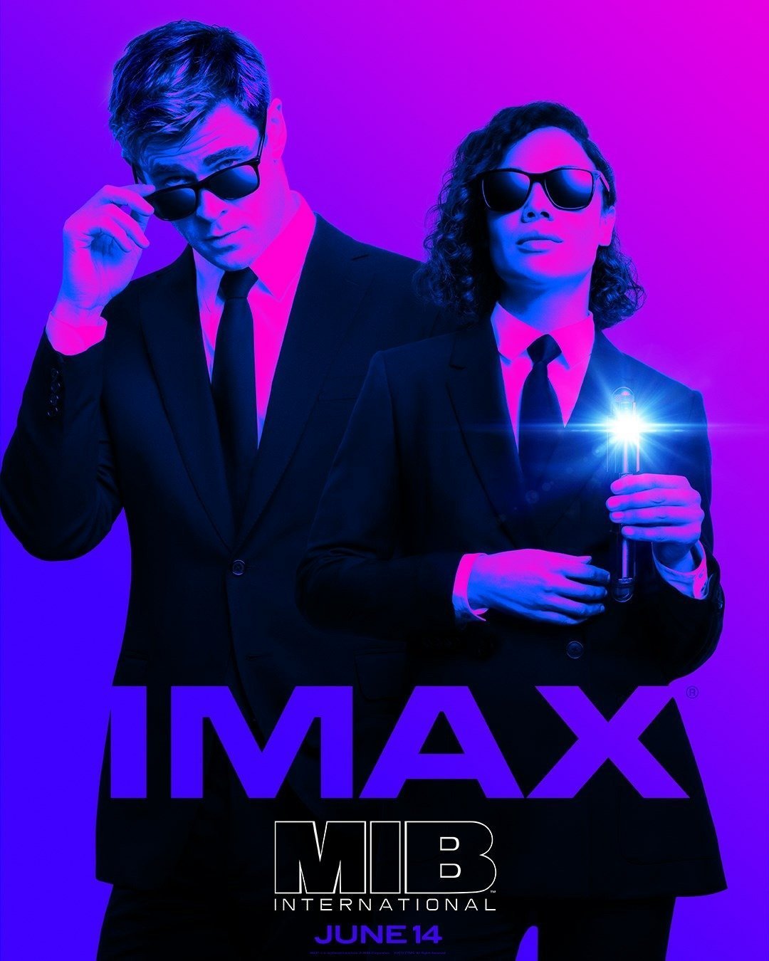 Poster IMAX pour le film Men In Black International réalisé par F. Gary Gray avec Chris Hemsworth et Tessa Thompson
