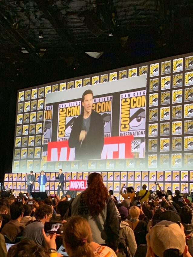 Photo du panel Marvel Studios à la Comic-Con 2019 pour le film Doctor Strange in the Multiverse of Madness avec Benedict Cumberbatch sur grand écran