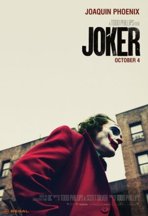 Poster Regal pour le film Joker réalisé par Todd Phillips avec Joaquin Phoenix