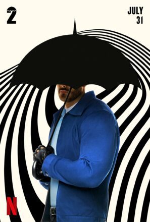 Poster de la saison 2 de la série Netflix, Umbrella Academy, avec Tom Hopper (Luther Hargreeves : Numéro 1 / Spaceboy)