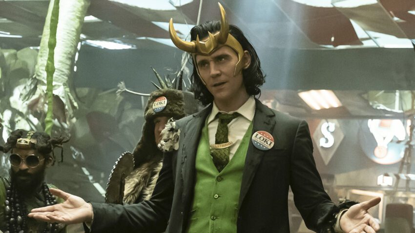 Photo de l'épisode 5 de la série Marvel Studios pour Disney+ Loki écrit par Michael Waldron et réalisé par Kate Herron avec President Loki (Tom Hiddleston)