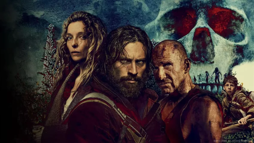 Bannière du film 28 ans plus tard avec Jodie Comer, Aaron Taylor-Johnson, Alfie Williams et Ralph Fiennes.